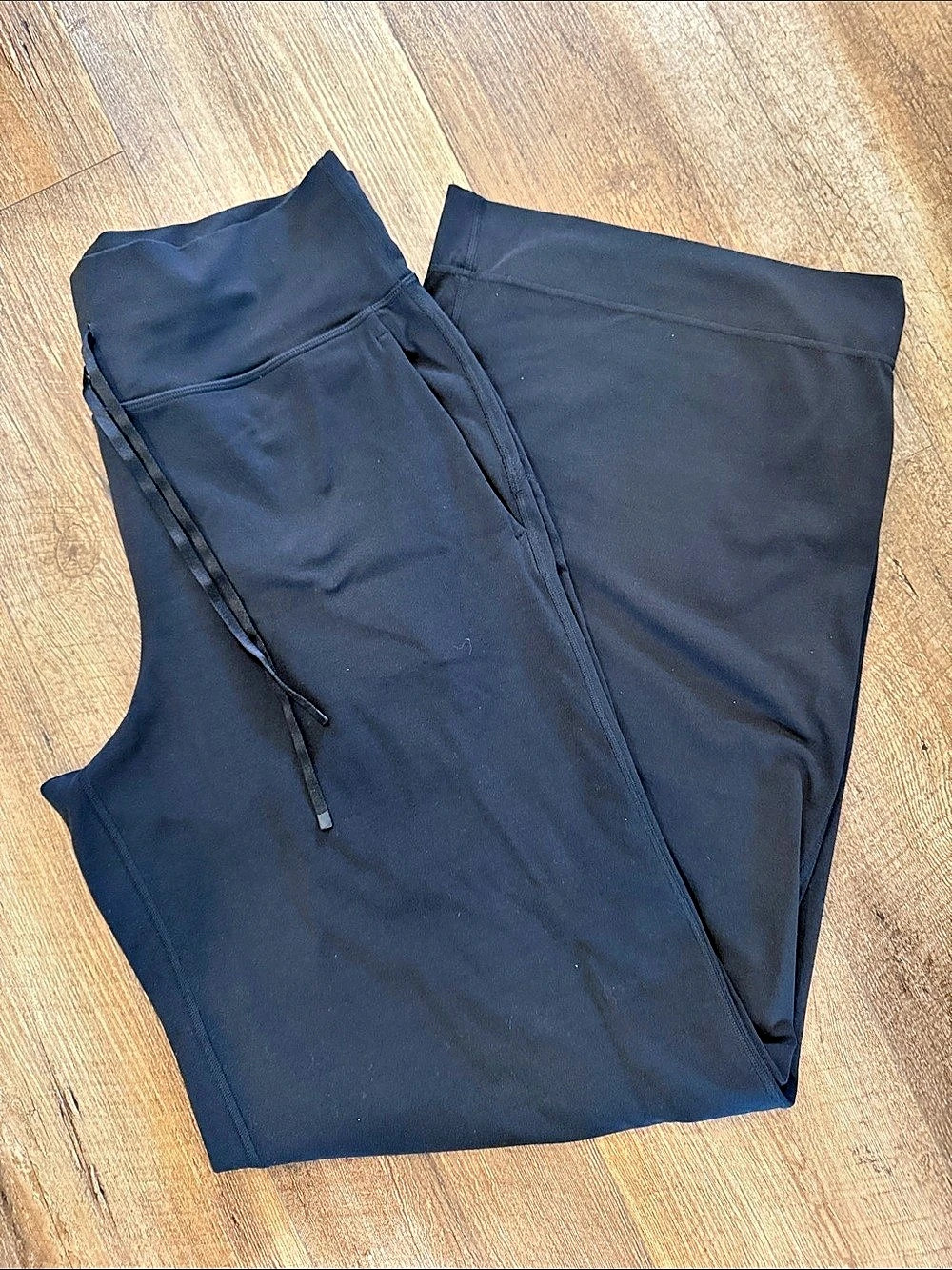 lululemon Groove Wide-Leg High-Rise Pant *Regular Black Size 8